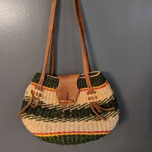 Vintage Mexican straw purse